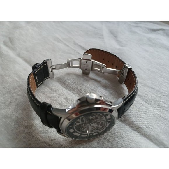 Watch - Picture 9 of 10